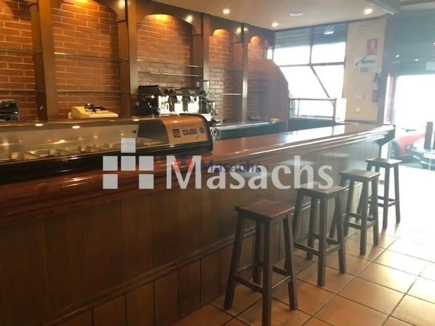 Local comercial en venda a Llevant, imagen 5