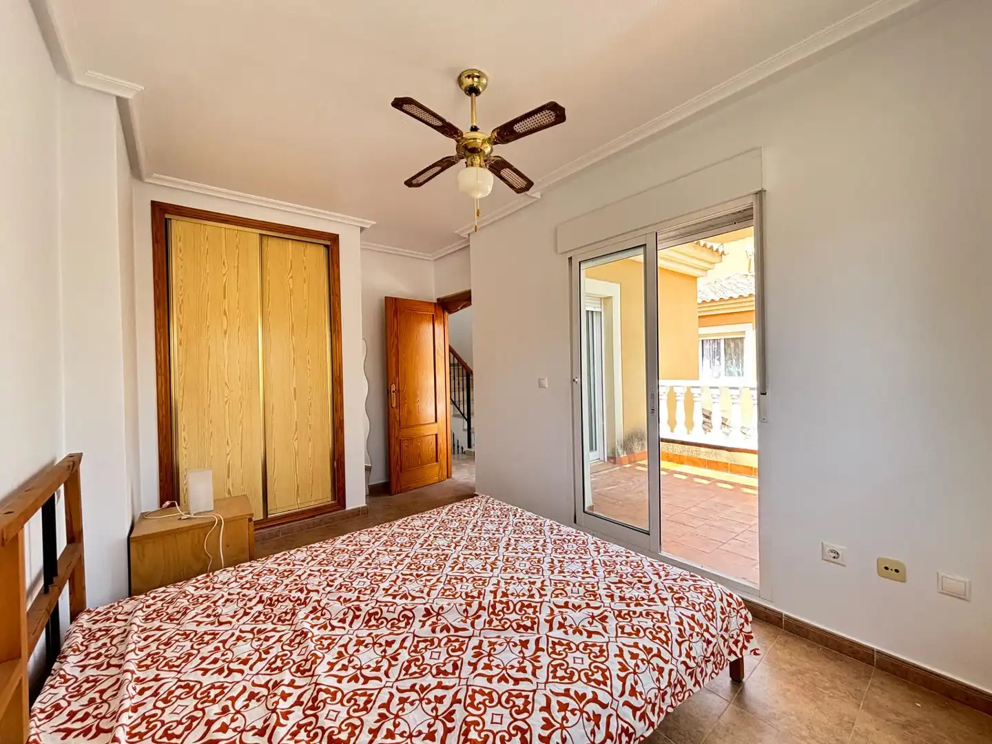 Dormitori de Casa o xalet en venda en Algorfa amb Jardí privat, Terrassa i Moblat