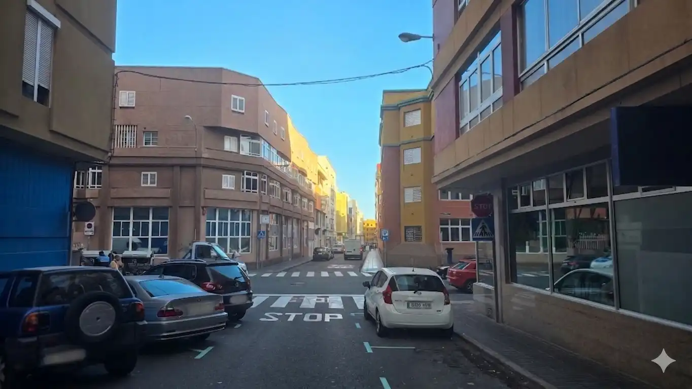 Vista exterior de Local en venta en Las Palmas de Gran Canaria