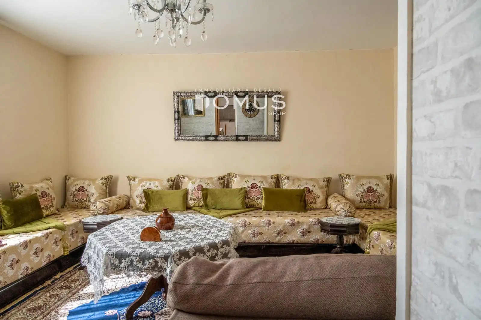 Wohnzimmer von Wohnung zum Verkauf in Besalú mit Heizung und Terrasse