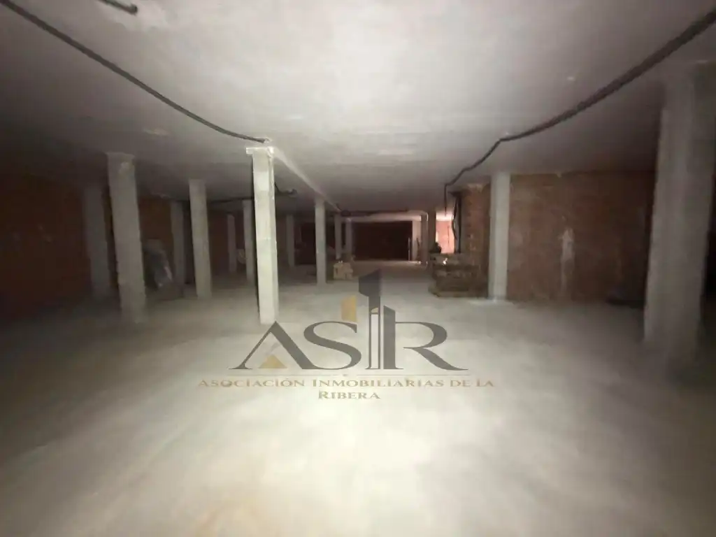 Local de alquiler en Carrer Santos, La Vila