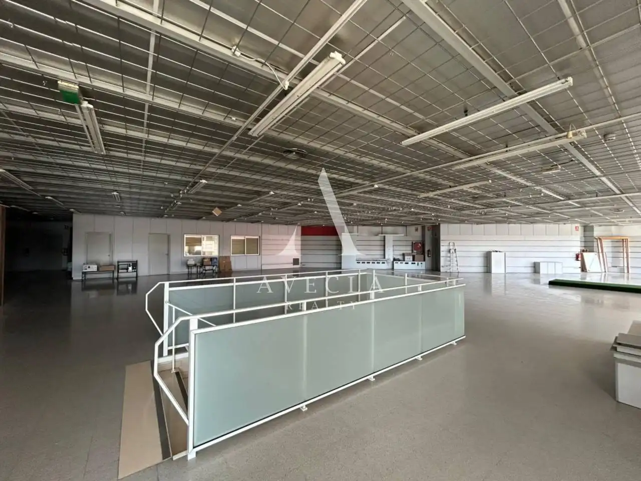 Fabrikhallen zum Verkauf in Terrassa