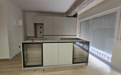 Kitchen of Flat for sale in Elche / Elx  with Air Conditioner