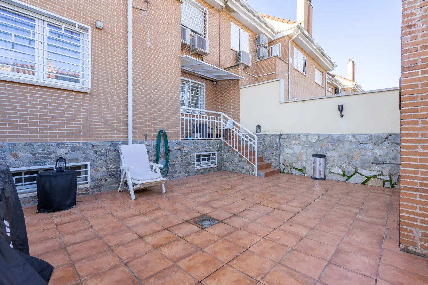 Terrassa de Casa adosada en venda en Valdemoro amb Aire condicionat, Calefacció i Jardí privat