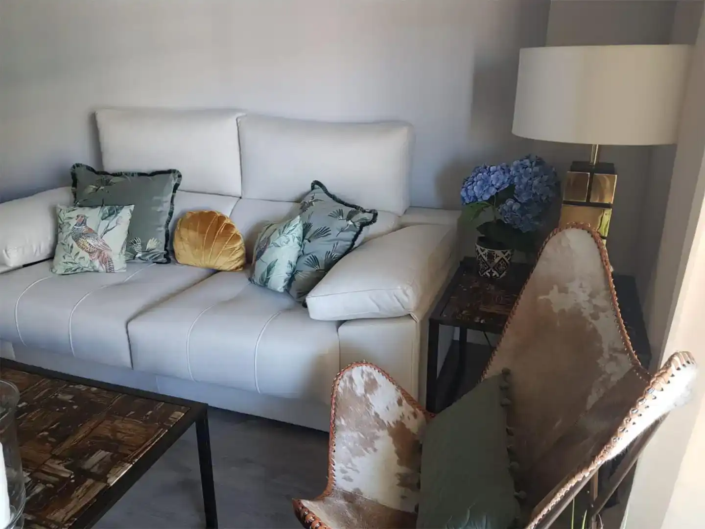 Wohnzimmer von Wohnung zur Miete in Torremolinos mit Klimaanlage, Schwimmbad und Balkon