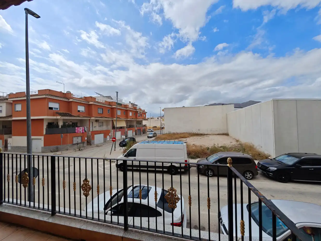 Vista exterior de Casa adosada en venta en Granja de Rocamora con Terraza y Trastero