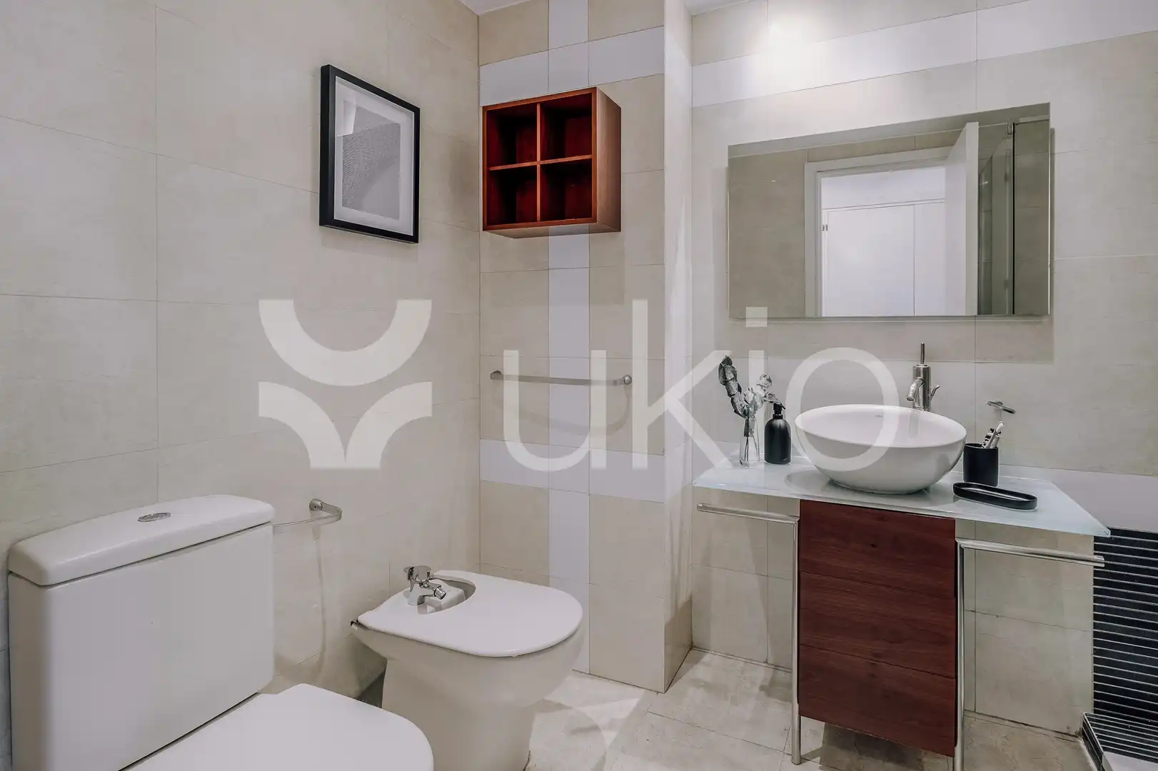 Baño de Apartamento de alquiler en Madrid con Aire acondicionado, Calefacción y Amueblado