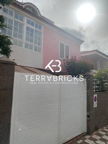 Casa-chalet en Venta en Las Mesas - El Toscón