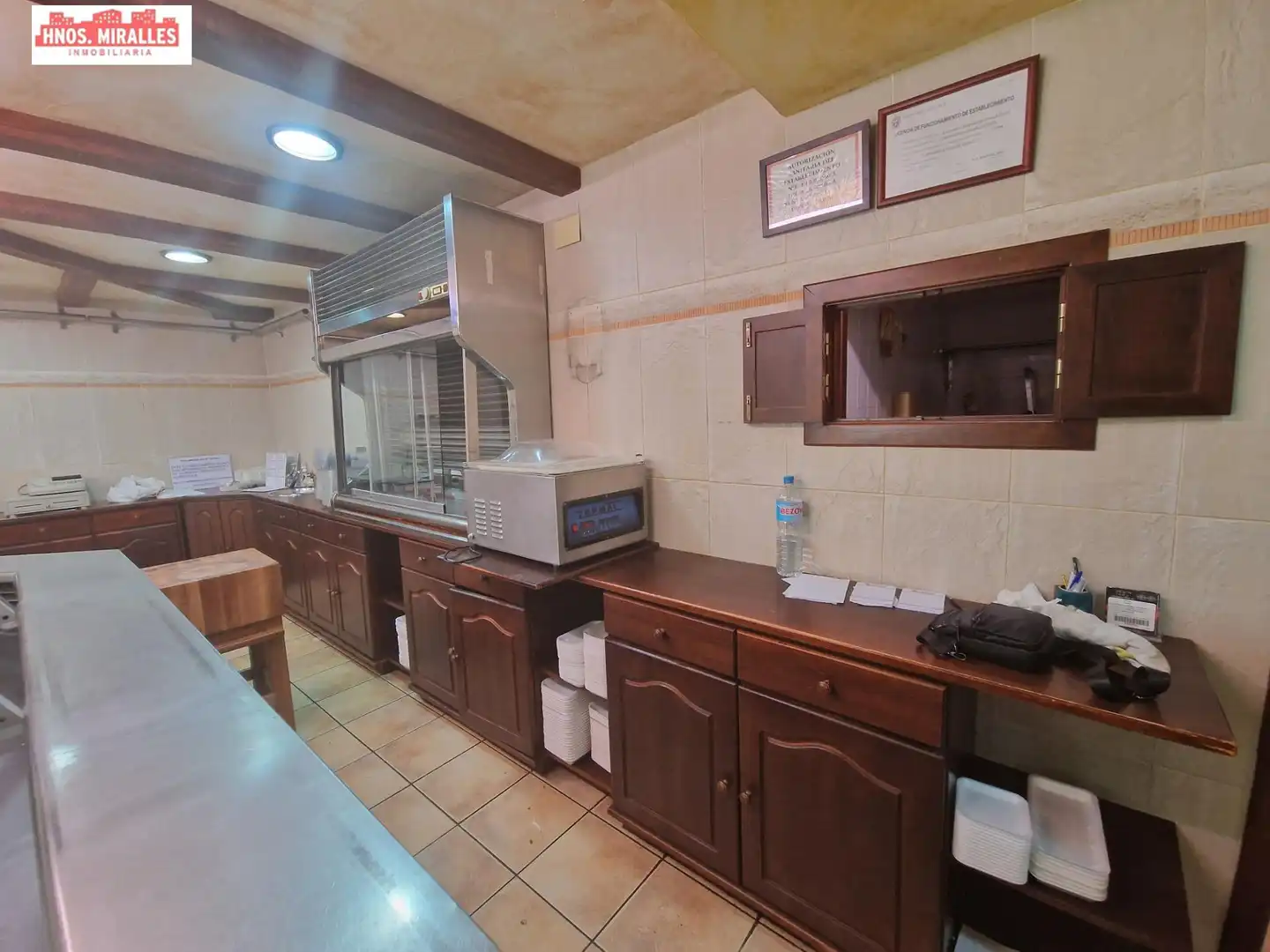 Local en venta en Elche / Elx con Aire acondicionado y Amueblado