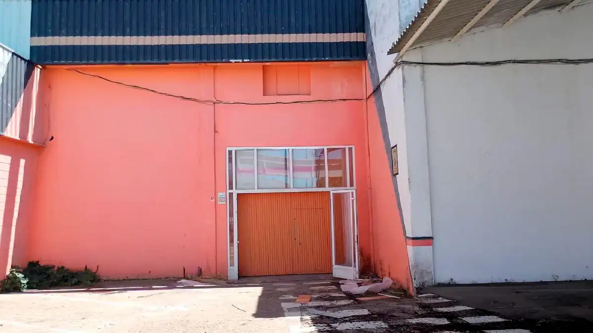 Vista exterior de Nau industrial en venda en Villanueva de la Serena