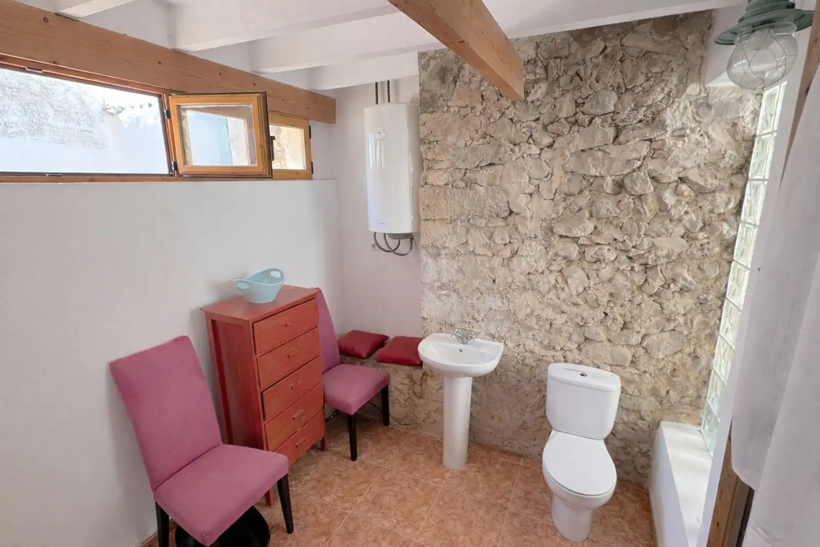 Bathroom of Detached homes for sale in Selva  with Air Conditioner, Heating and Terrace