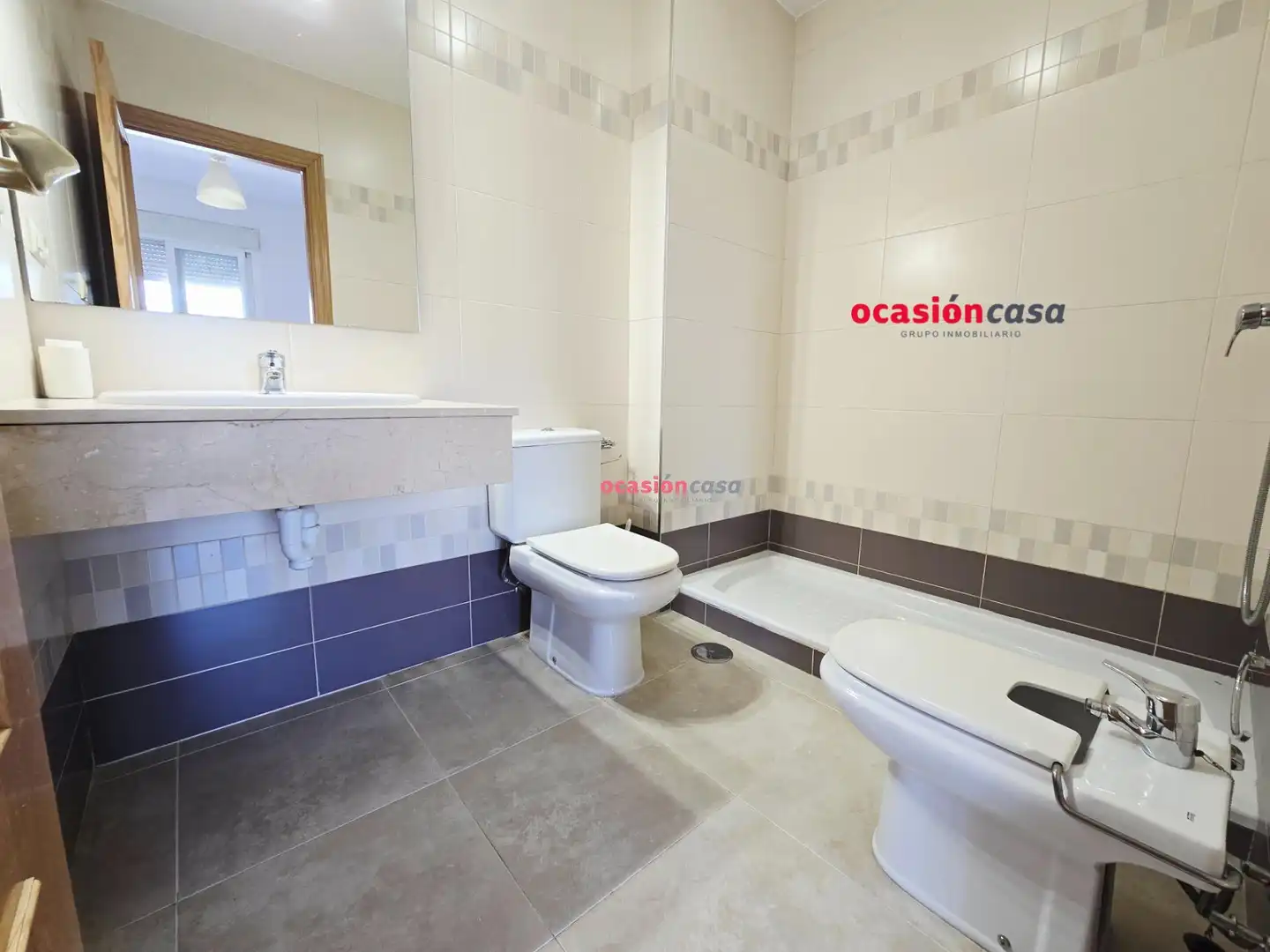 Badezimmer von Wohnung zum Verkauf in Pozoblanco mit Klimaanlage, Heizung und Privatgarten