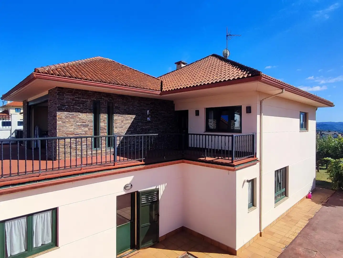 Villa con giardino in vendita a SOBRE IGREXA