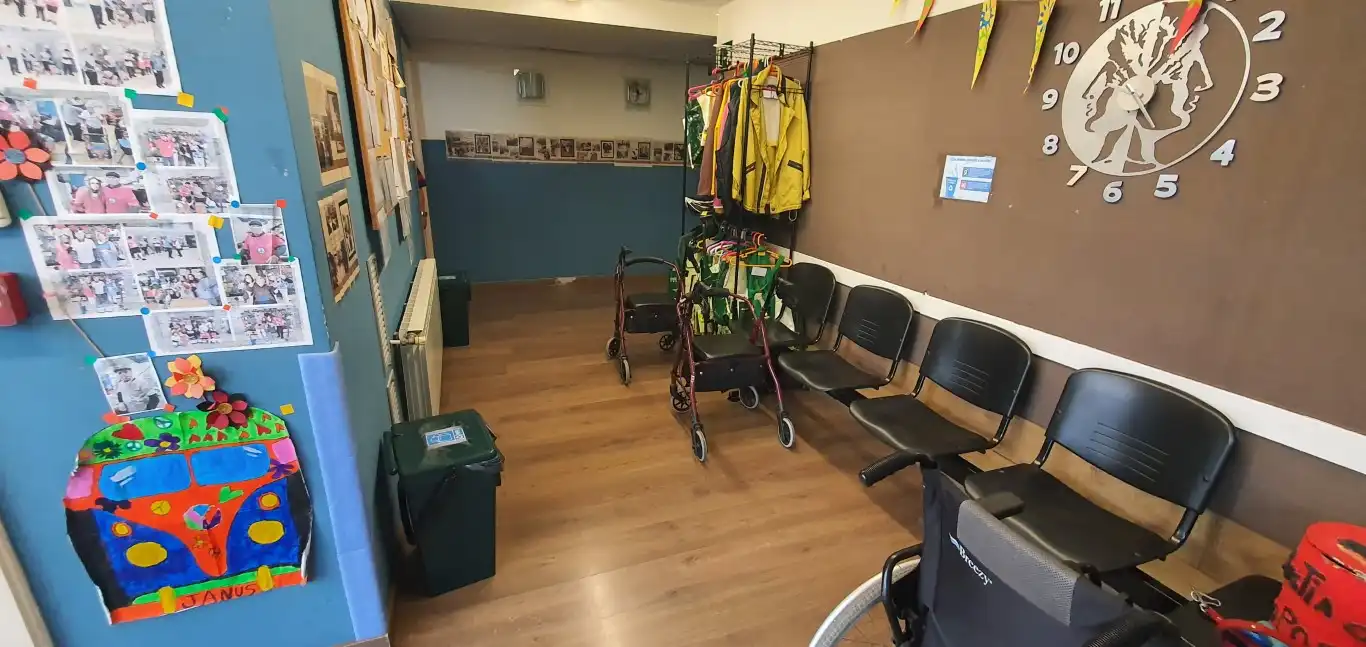 Business premises for sale in Plaça Font i Cussó, imagen 9