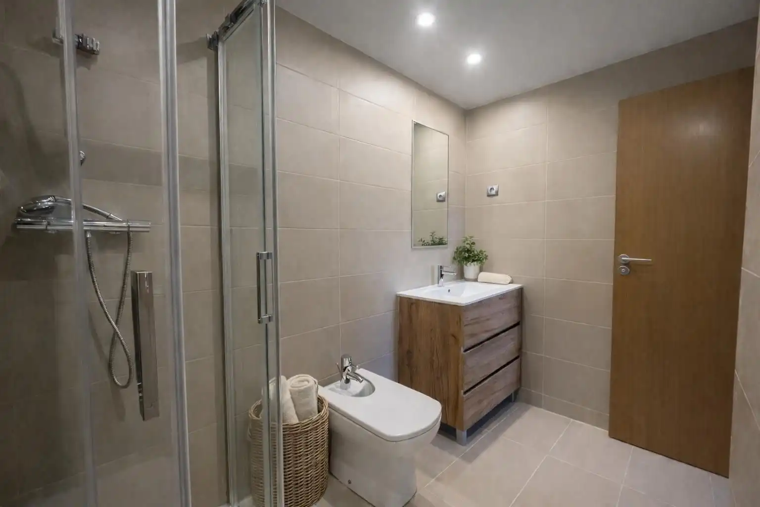 Baño de Piso en venta en Badalona con Aire acondicionado, Calefacción y Terraza