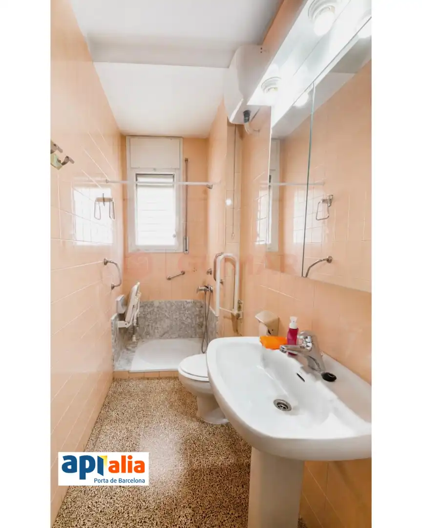 Pis amb jardí en venda a Sant Feliu de Llobregat - CL ROSES DE LES, imagen 9