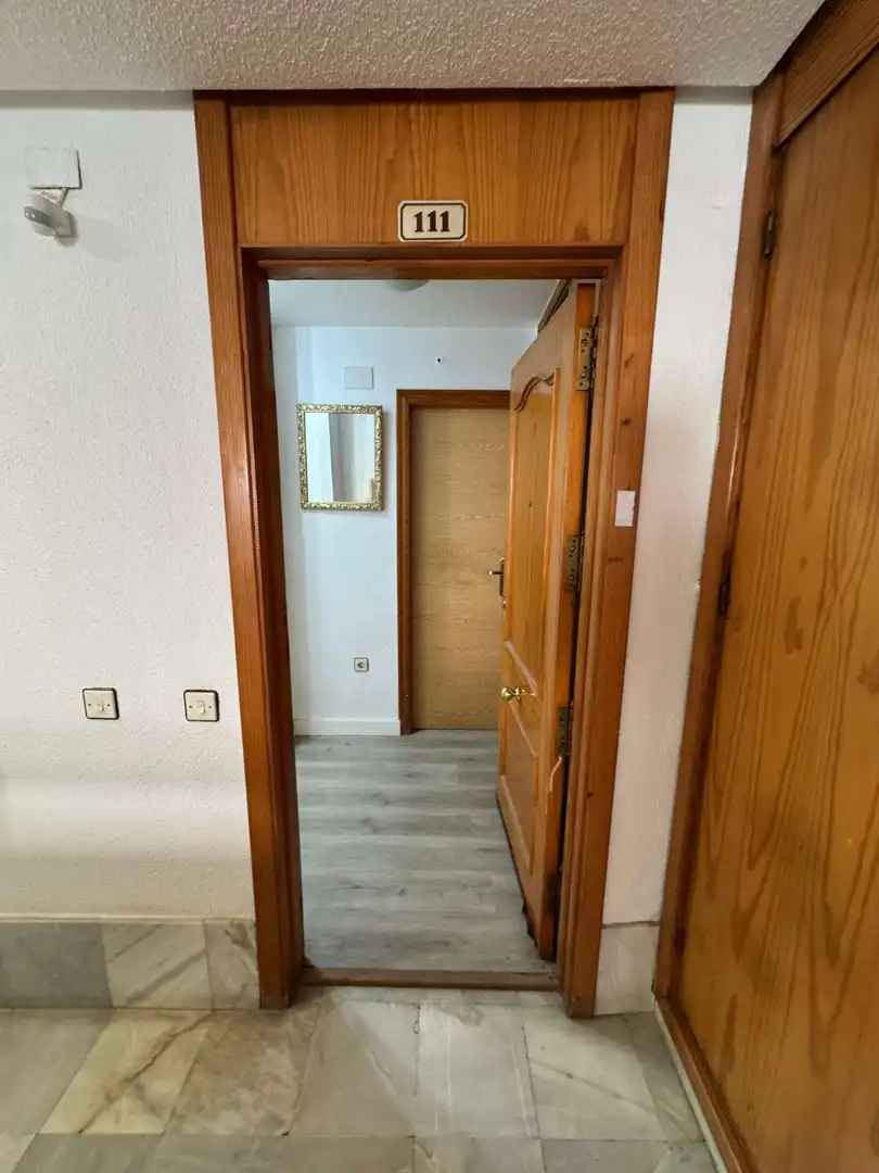 Estudio en venta en Torrevieja con Terraza, Piscina y Amueblado