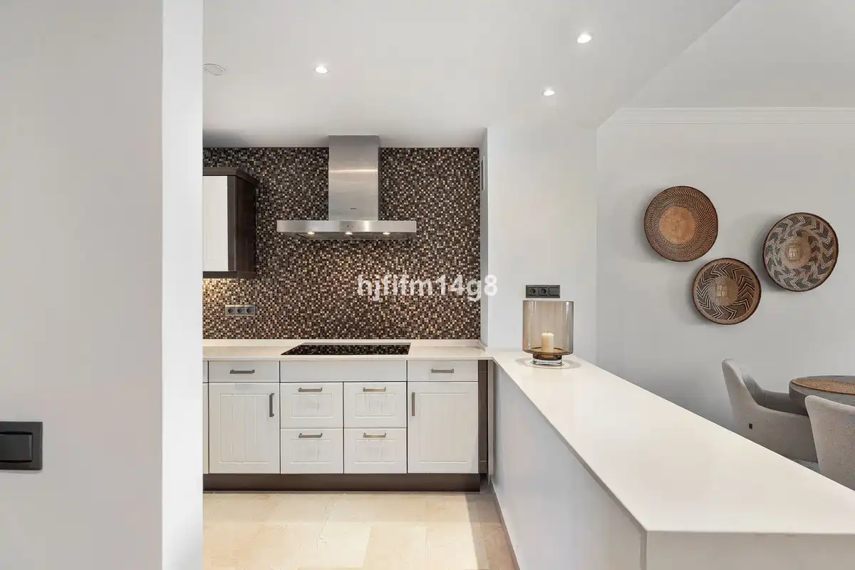 Flat for sale in Nueva Andalucía, imagen 9