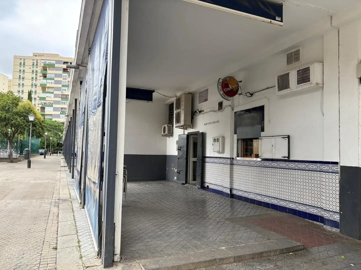 Local en venta en Sevilla