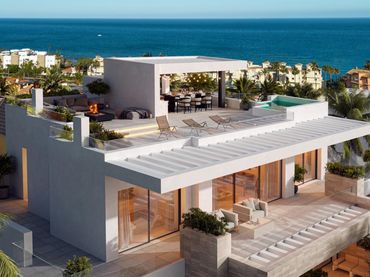 Penthouse with pool for sale in Playa Bahía Dorada