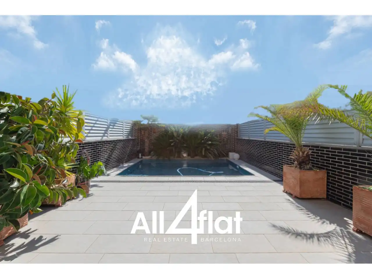 Piscina de Casa o chalet de alquiler en L'Hospitalet de Llobregat con Aire acondicionado, Calefacción y Jardín privado