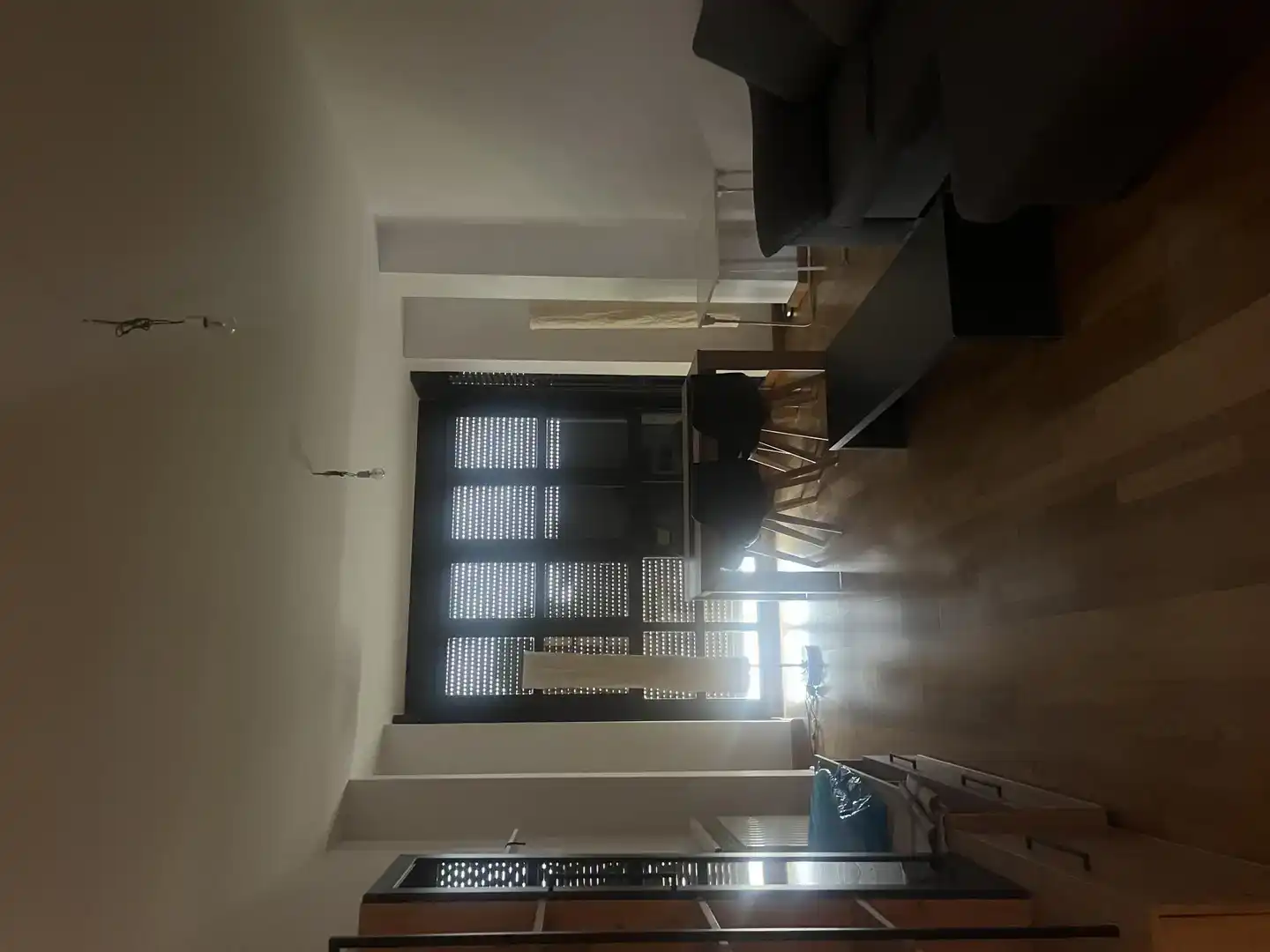 Sala d'estar de Pis de lloguer en Valencia de Don Juan amb Parquet i Moblat