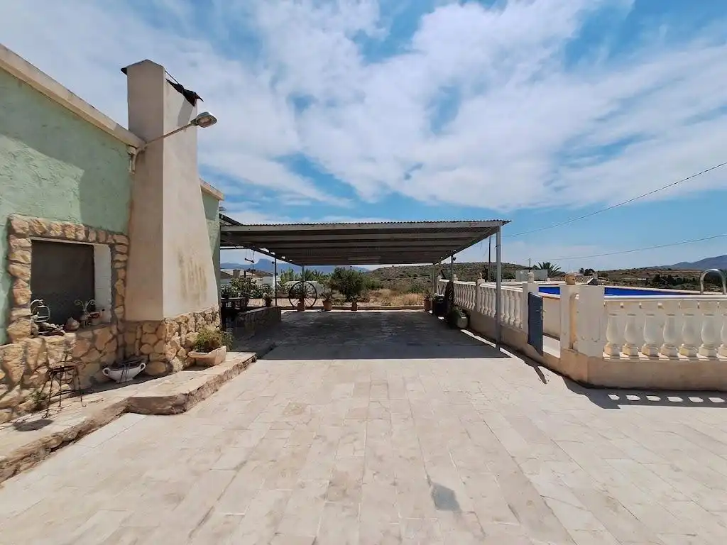 Terrassa de Casa o xalet en venda en Monóvar  / Monòver amb Aire condicionat, Calefacció i Jardí privat
