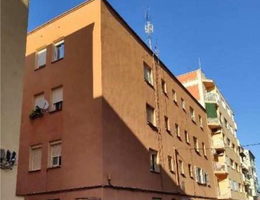 Exterior view of Flat for sale in Figueres