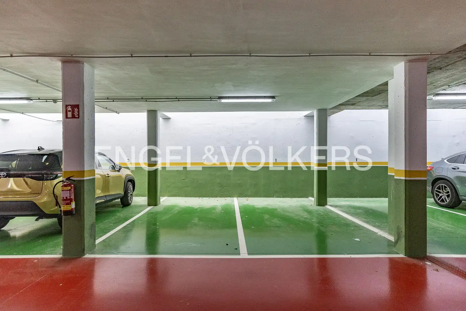 Parking of Attic for sale in Sabadell  with Air Conditioner, Heating and Parquet flooring