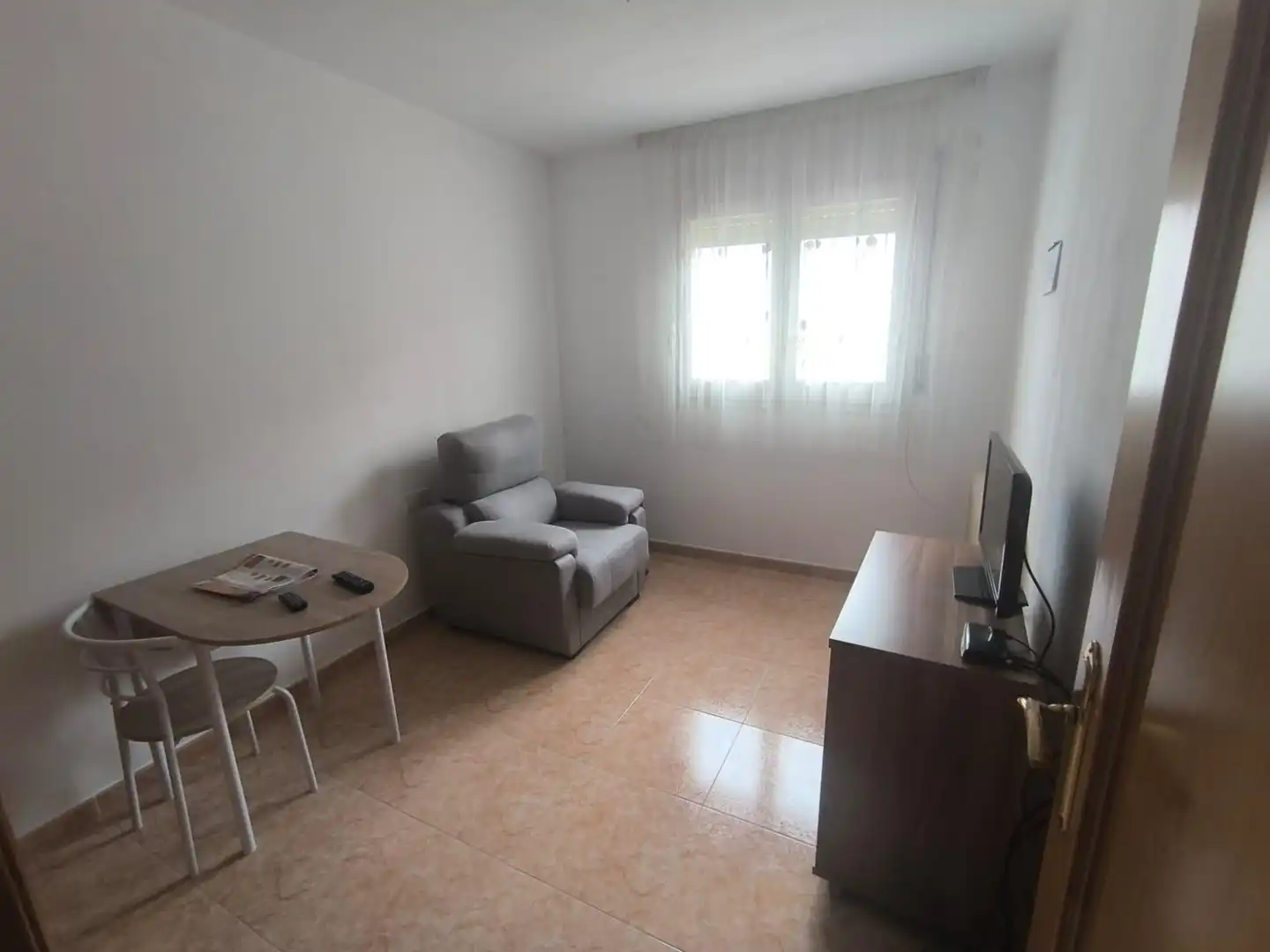 Sala d'estar de Casa adosada en venda en Manresa amb Aire condicionat, Calefacció i Terrassa