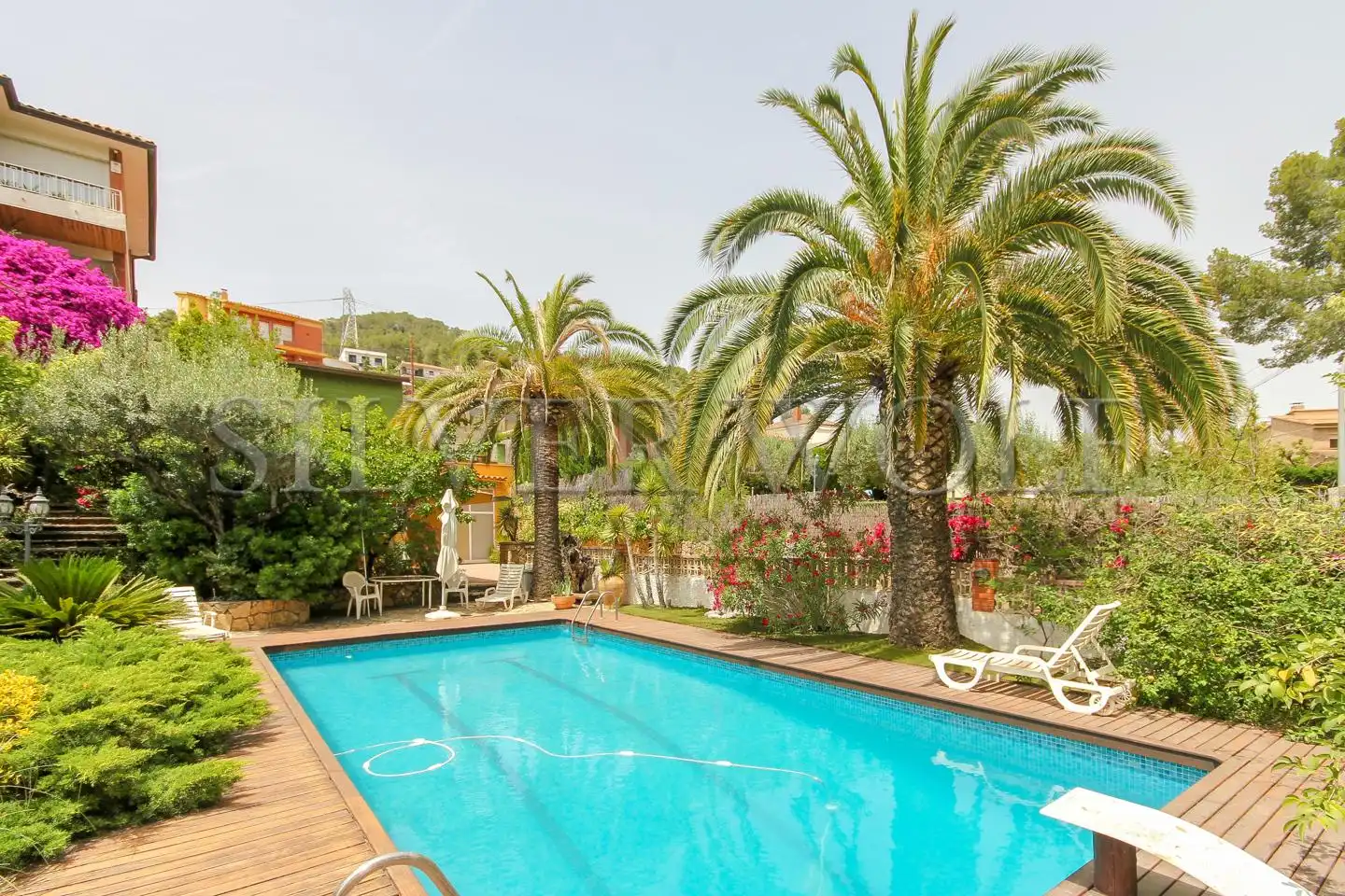 Piscina de Casa o chalet en venta en Vallirana con Calefacción, Jardín privado y Terraza