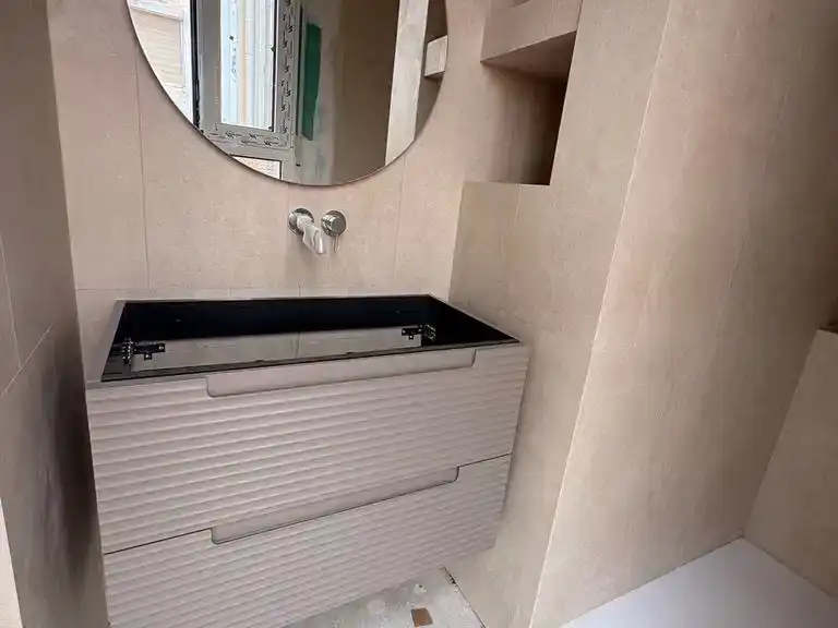Bany de Pis en venda en  Valencia Capital amb Aire condicionat i Balcó