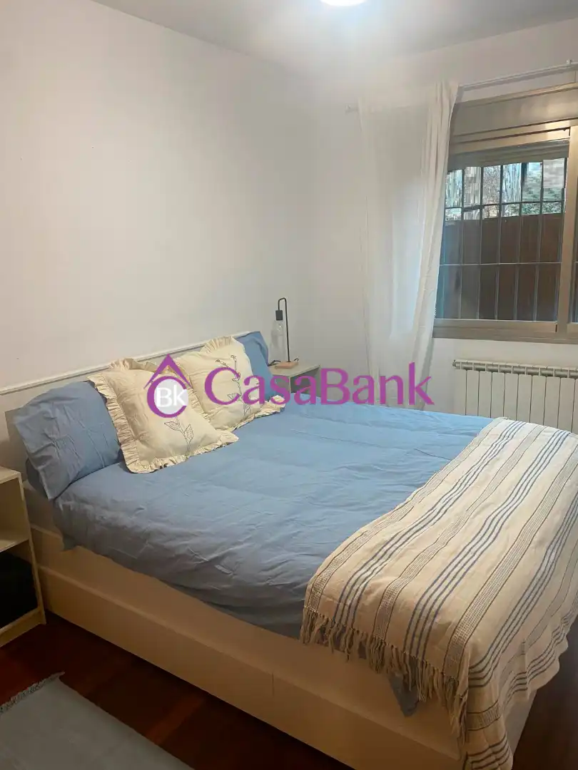 Schlafzimmer von Wohnungen zum Verkauf in Córdoba mit Heizung und Gemeinschaftspool