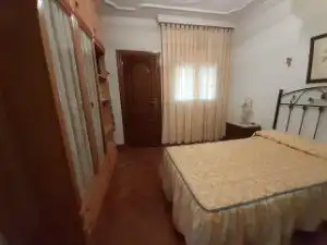 Bedroom of Flat for sale in Almodóvar del Campo  with Air Conditioner, Heating and Parquet flooring