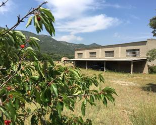 Vista exterior de Finca rústica en venda en Vilaverd amb Terrassa i Piscina