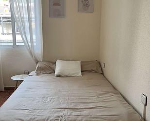 Bedroom of Flat to share in  Jaén Capital  with Air Conditioner and Terrace