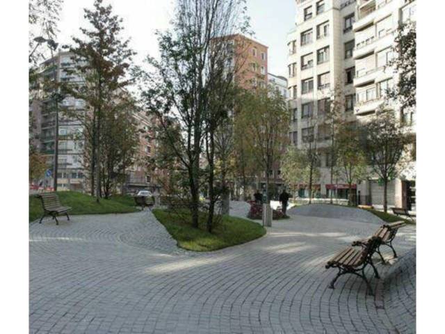 Local comercial en Venta en Costa Kalea en Zabalburu