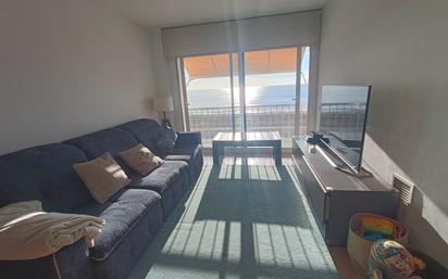 Living room of Flat for sale in Vilassar de Mar  with Air Conditioner, Heating and Oven