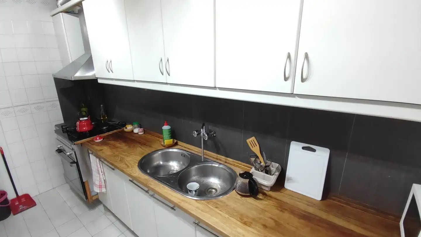 Kitchen of Flat for rent in Granada  with Heating and Furnished