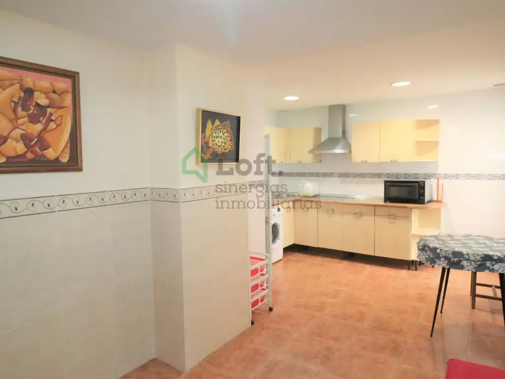 Kitchen of Flat for rent in Badajoz  with Furnished