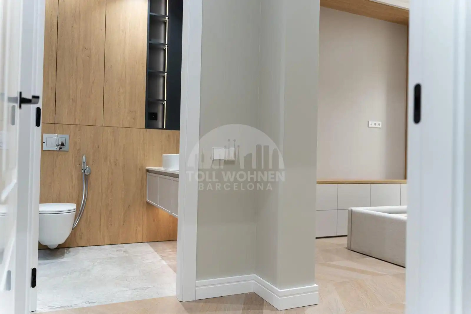 Piso en venta en Barcelona con Aire acondicionado, Calefacción y Balcón