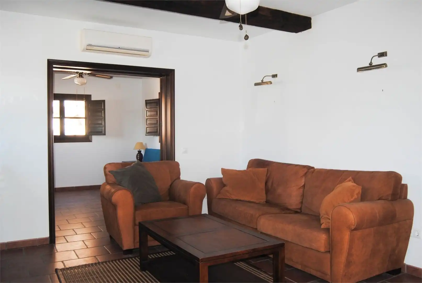 Sala de estar de Casa o chalet en venta en Vélez-Málaga con Aire acondicionado, Jardín privado y Terraza