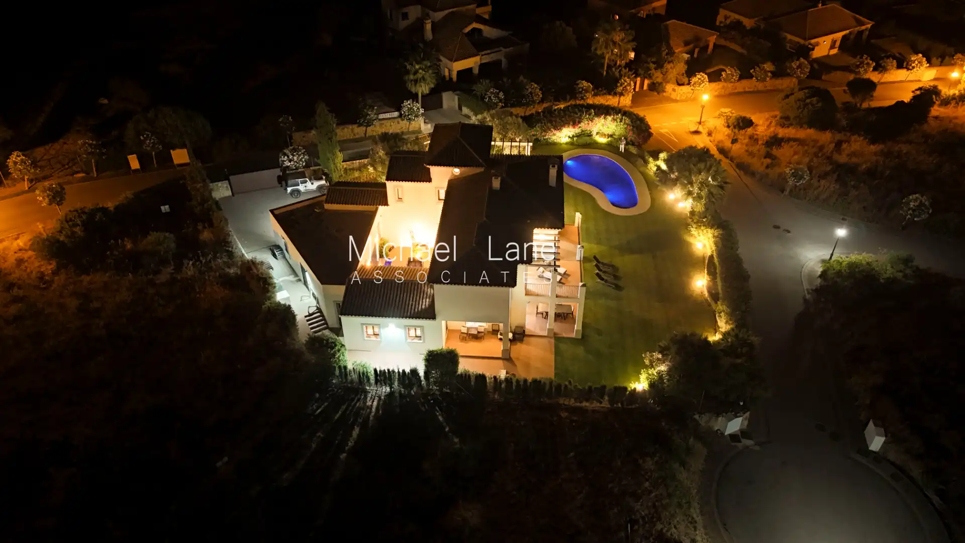 Exterior view of Houses for sale in Sotogrande  with Air Conditioner, Heating and Private garden
