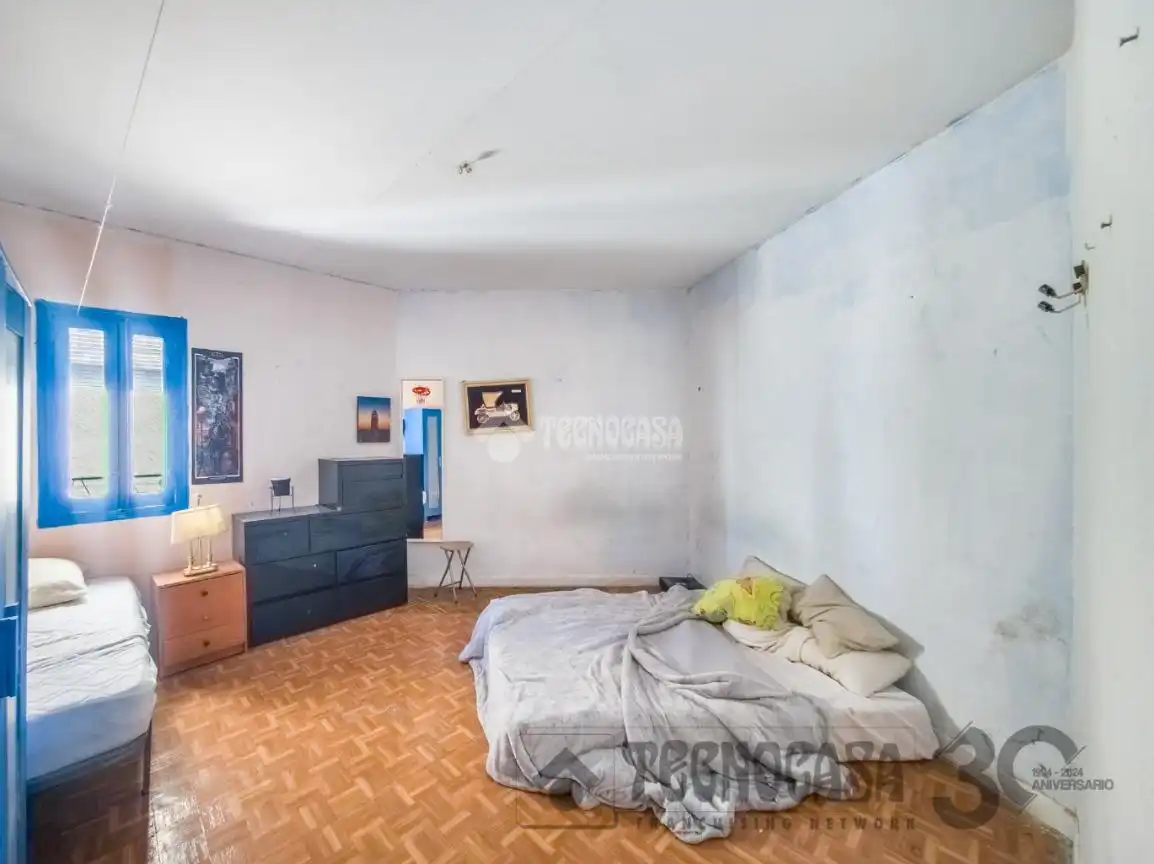 Habitación de Piso en venta en Madrid con Calefacción