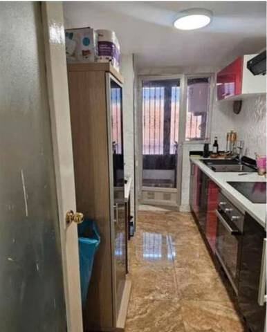 Piso en Venta en Carrer de Pere De València en Beteró
