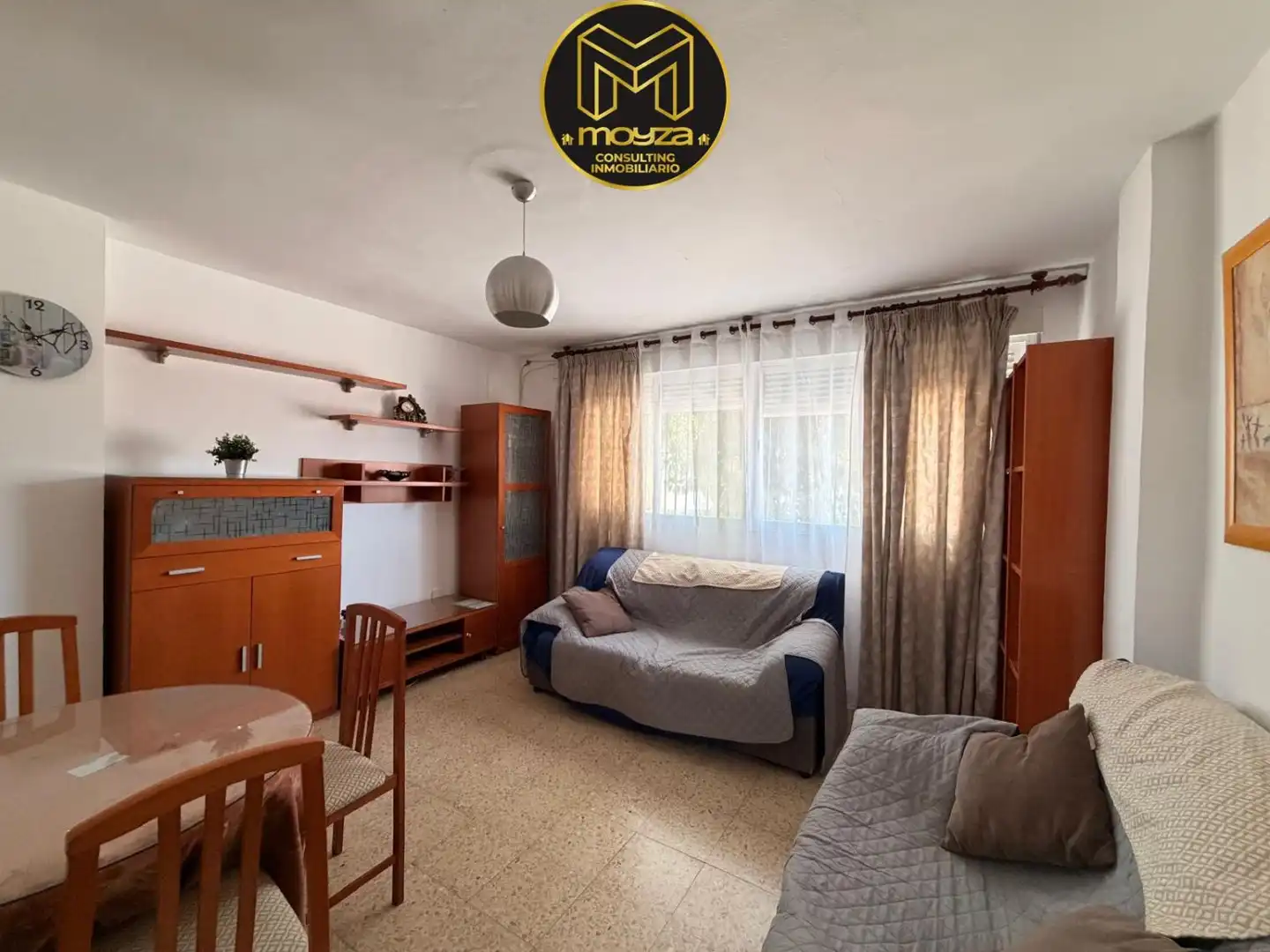 Sala de estar de Piso en venta en Linares con Trastero