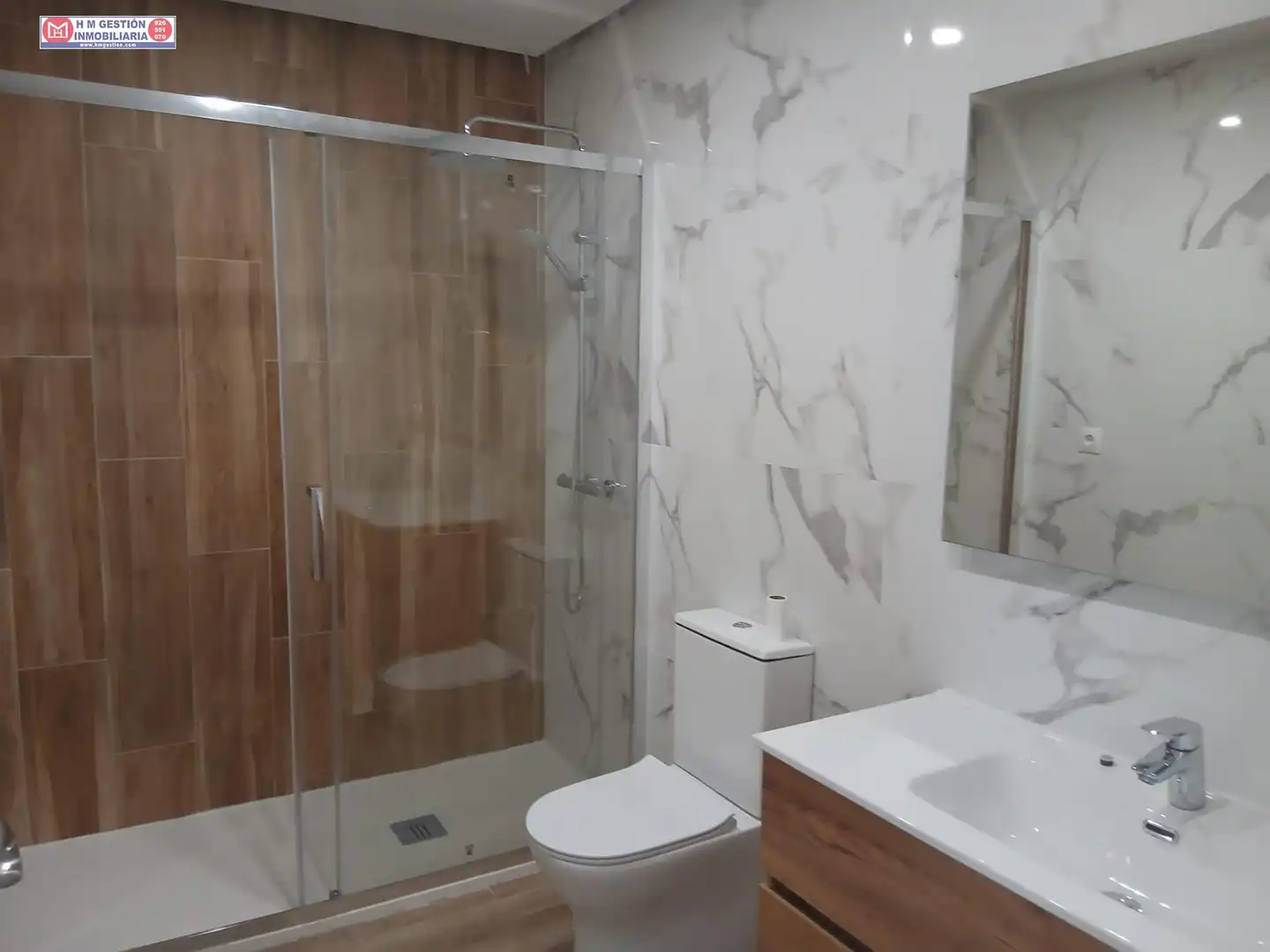 Badezimmer von Wohnung zur Miete in Alcázar de San Juan mit Klimaanlage, Heizung und Möbliert