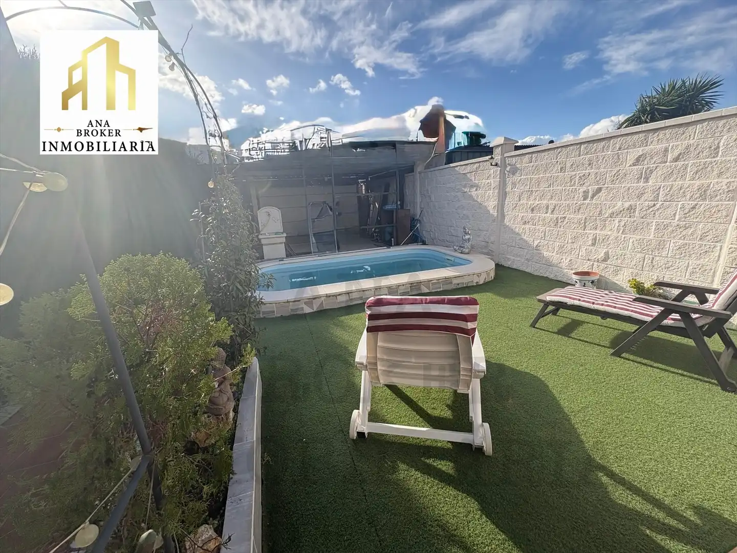 Casa adosada en venta en Calle Honduras, La Planilla