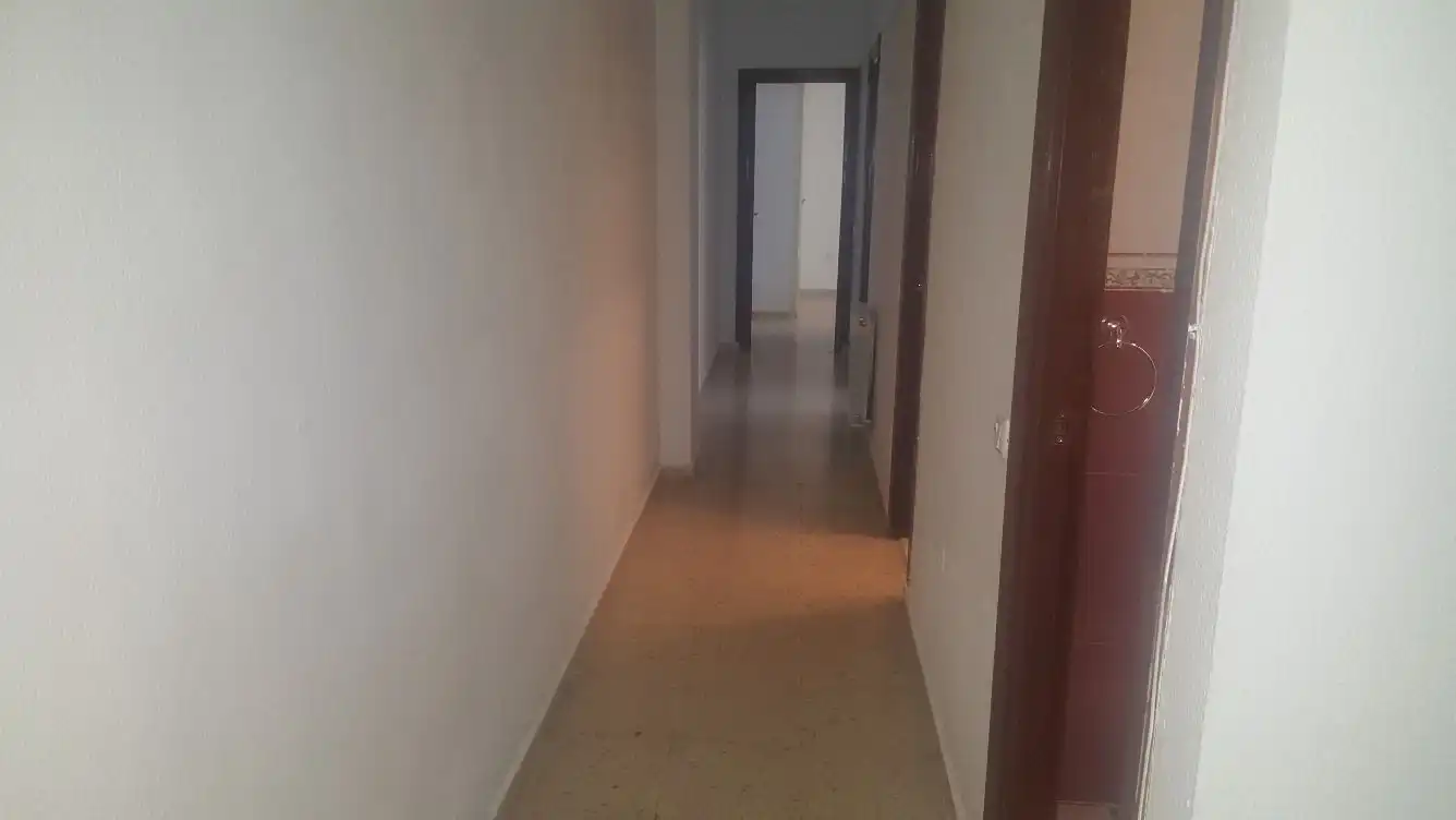 Wohnung zur Miete in Badajoz mit Klimaanlage, Heizung und Terrasse