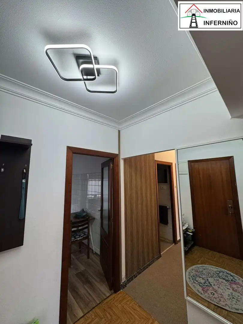 Schlafzimmer von Wohnung zum Verkauf in Ferrol mit Abstellraum und Balkon